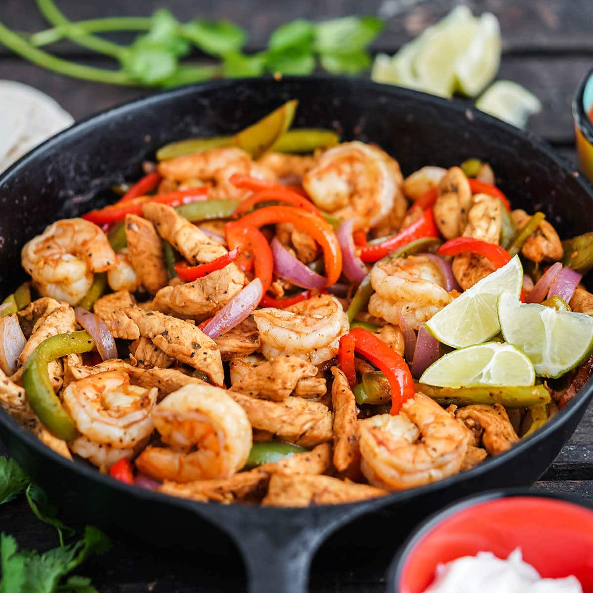 Shrimp or Chicken fajitas 