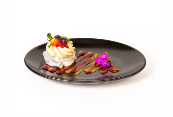 პავლოვა მანგოს კულითა და კენკრით