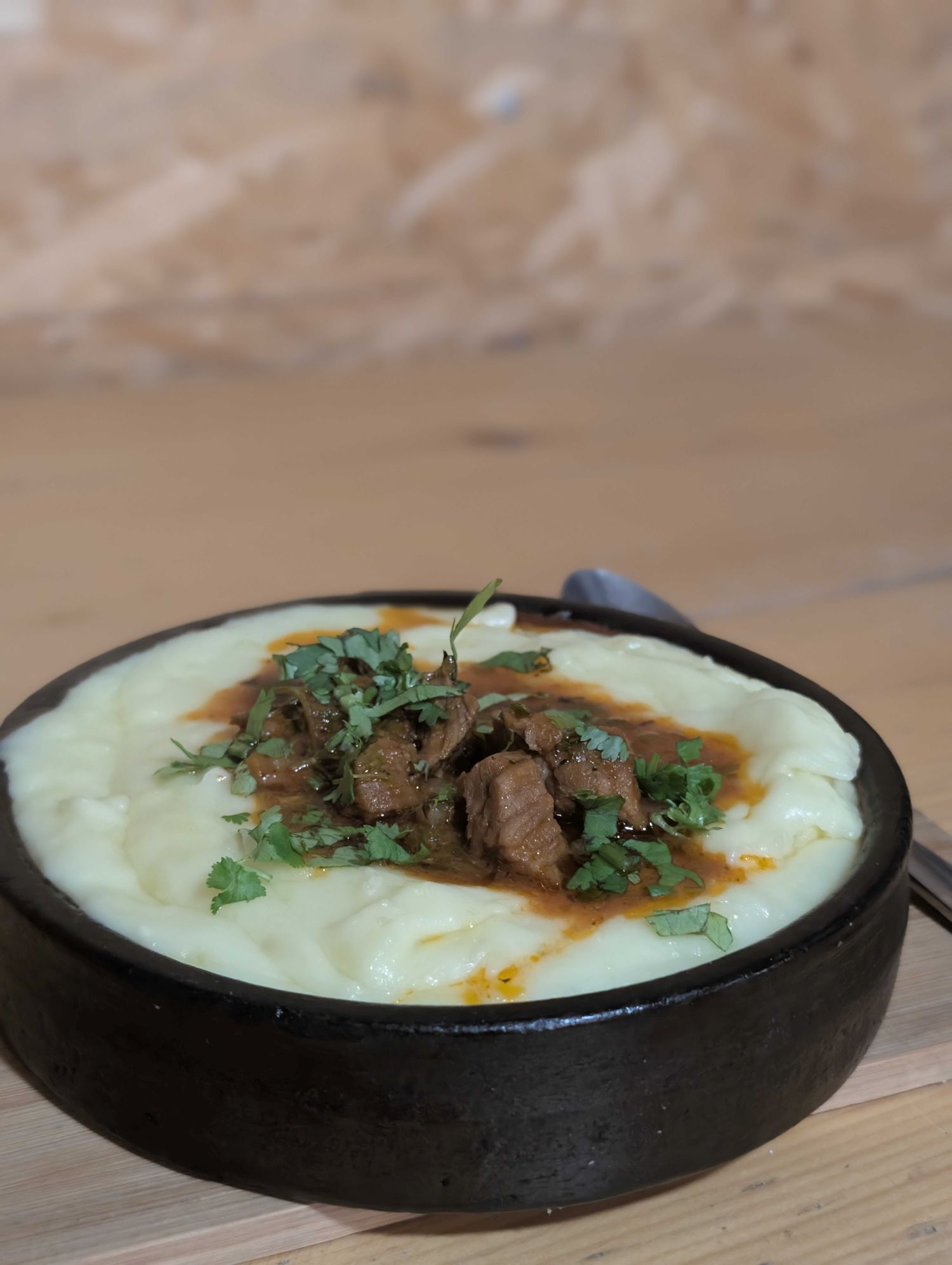 Kuserbo with Ostri